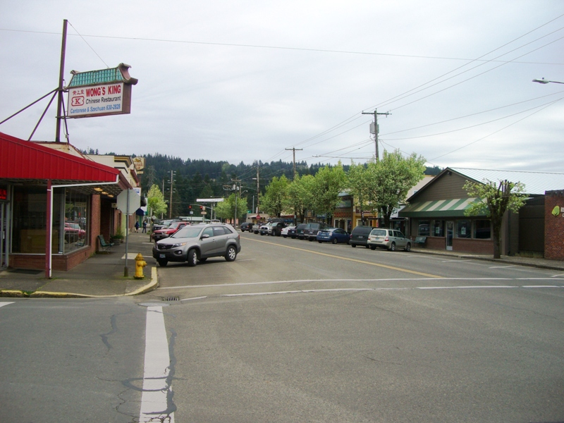 Estacada, Oregon, is a mill and lumbering town which like Molalla and ...